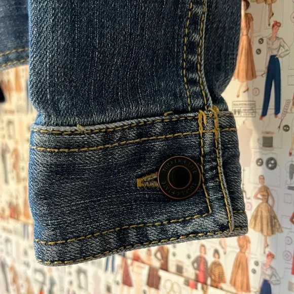 Tucker + Tate jacket 🖤 - Picture 4 of 5